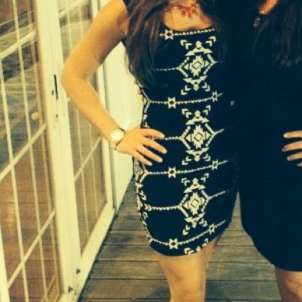 Aztec Midi Bodycon Dress - Picture 4 of 4